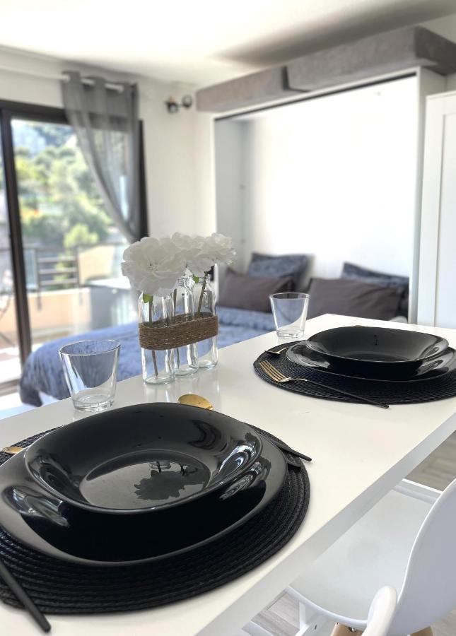 New Studio, Piscine Et Vue • Proche De Monaco * Beausoleil